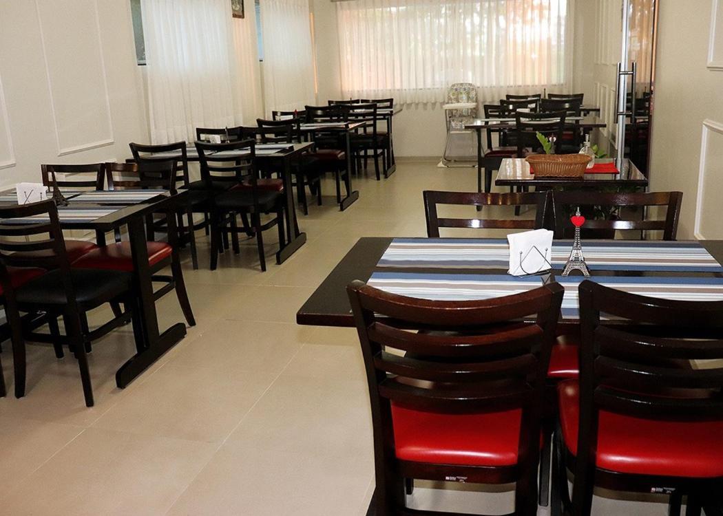 Paris Hotel Barreiras  Luaran gambar