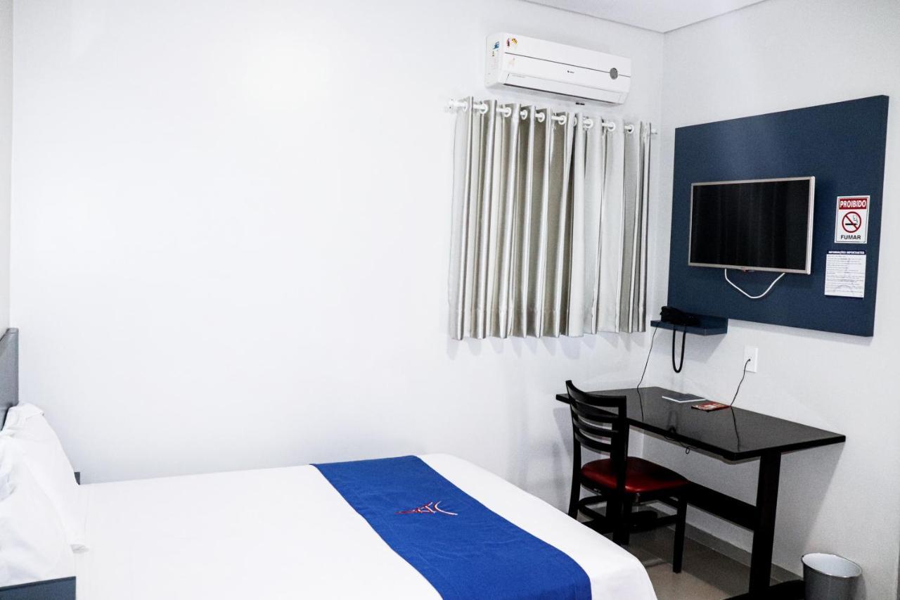 Paris Hotel Barreiras  Luaran gambar