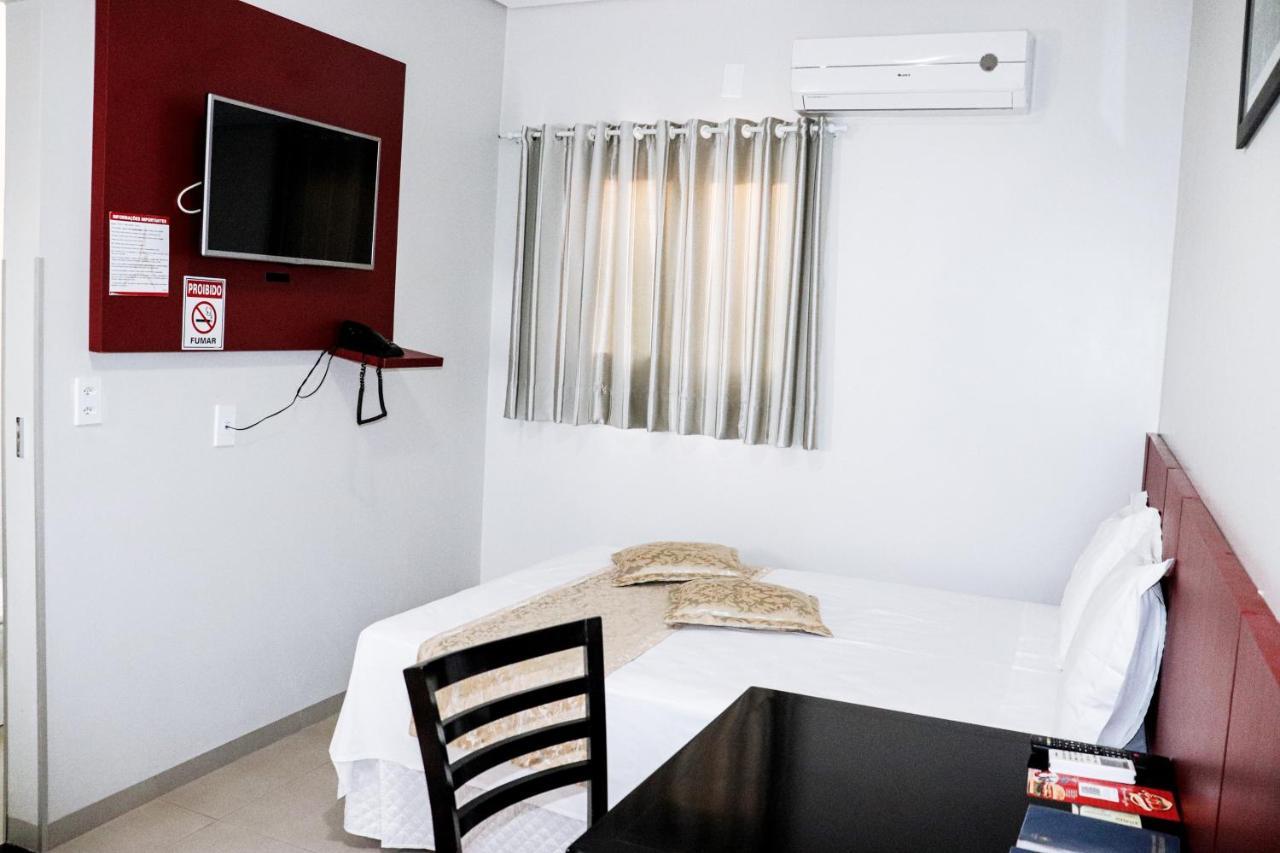 Paris Hotel Barreiras  Luaran gambar
