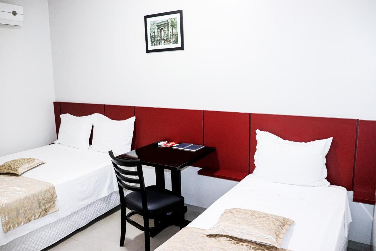Paris Hotel Barreiras  Luaran gambar